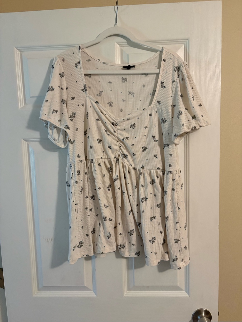 torrid Cream Floral Ruched Babydoll Tunic
